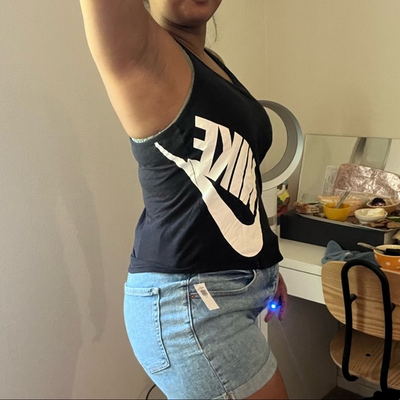 Nike Racerback Tank - Picture 4 of 4